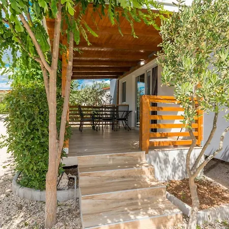 Camp Mateo With Pool Kompleks wypoczynkowy *