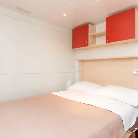 Camp Mateo With Pool *