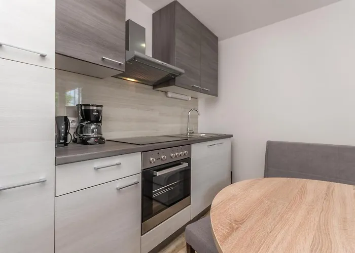 Camp Mateo With Pool