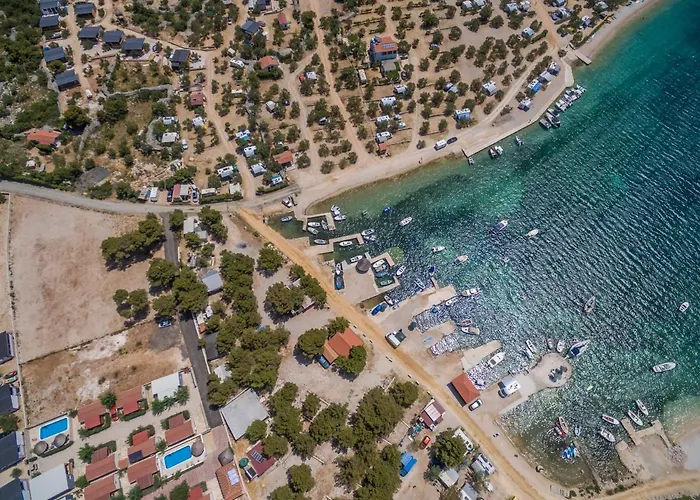 Camp Mateo With Pool *