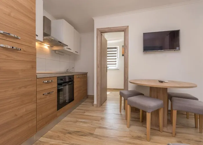 Camp Mateo With Pool Ferienpark *