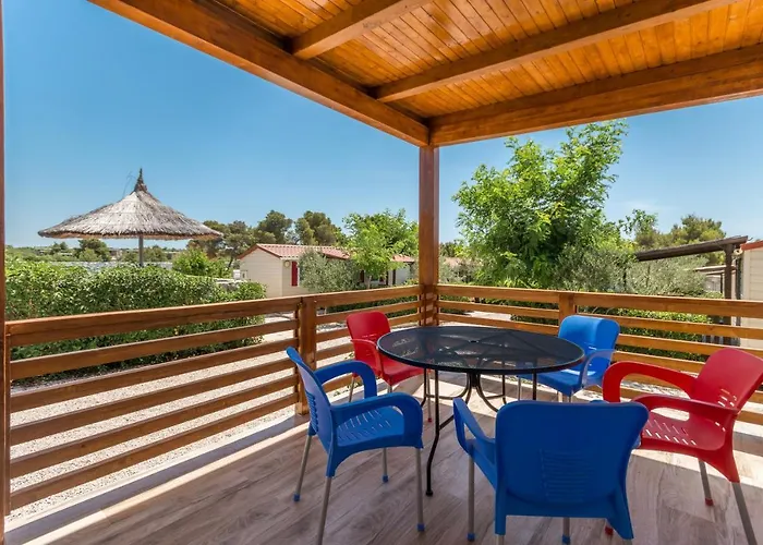 Camp Mateo With Pool