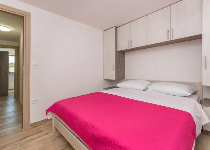 Ferienpark Camp Mateo With Pool Drage