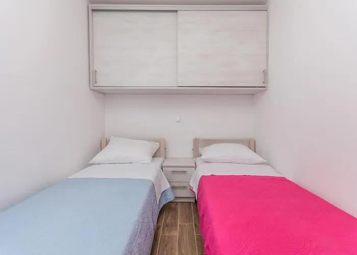 Ferienpark Camp Mateo With Pool Drage